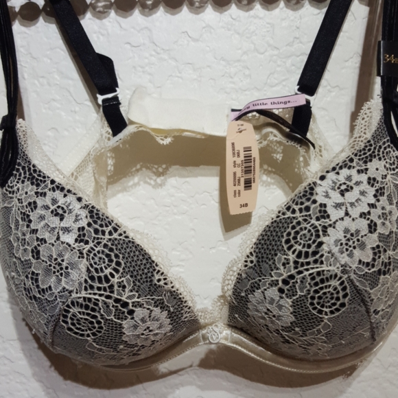 Victoria's secret lace push up 34B - Picture 4 of 4
